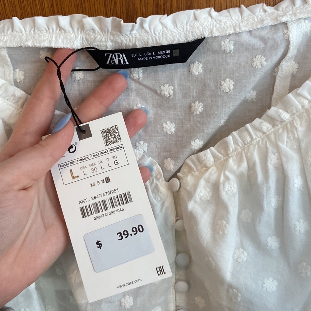 Zara Cropped Button Blouse with Floral Detail - Picture 6 of 6